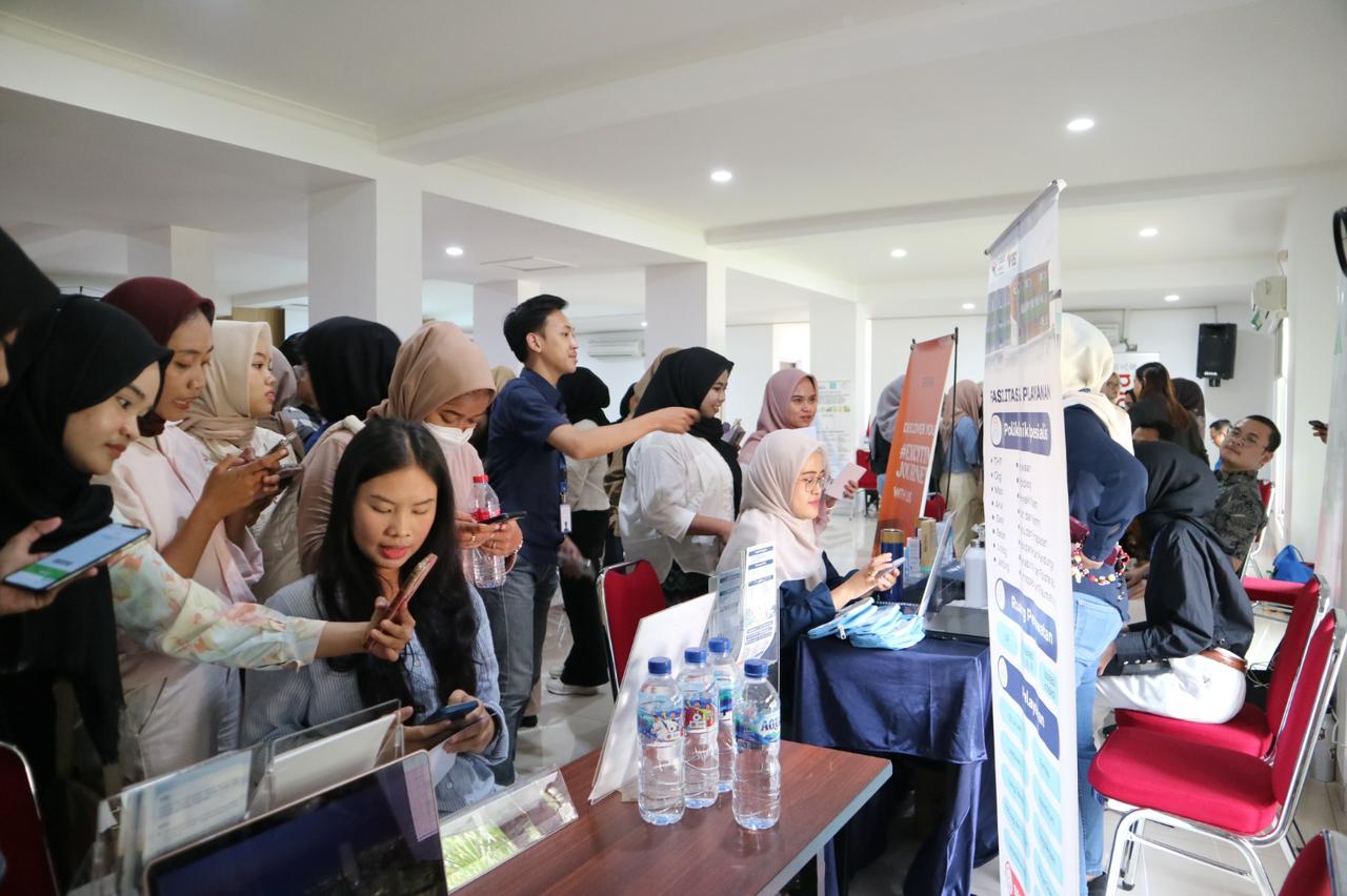 STIKes RS Husada mengadakan Job Fair bagi alumni dan mahasiswa tingkat akhir
